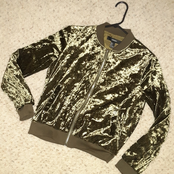 Sweaters - Green swead sweater